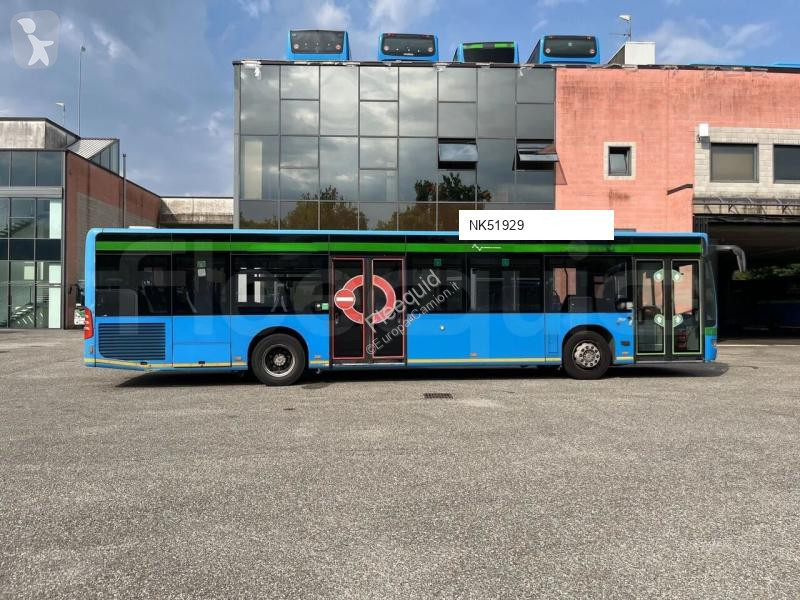 Autobús Mercedes