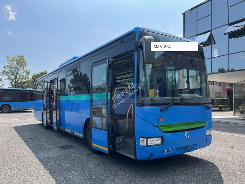 باص Iveco