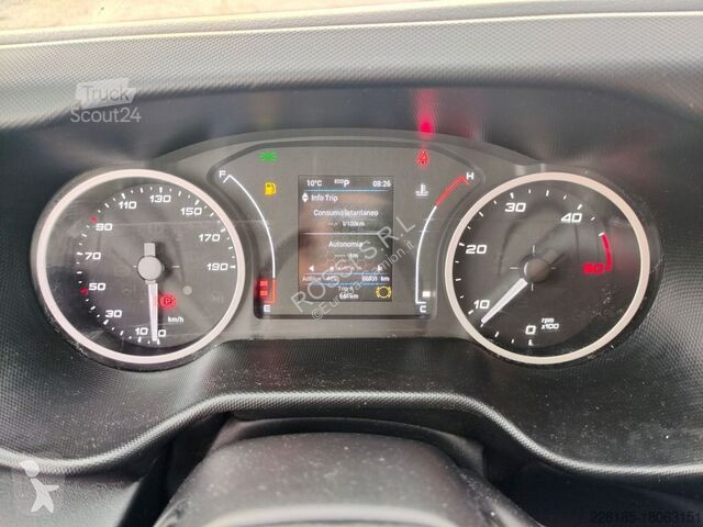 Véhicule utilitaire Iveco  DAILY - 35S16 PASSO...