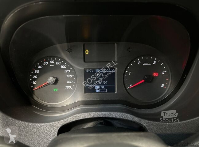 Véhicule utilitaire Mercedes III - sprinter 317...