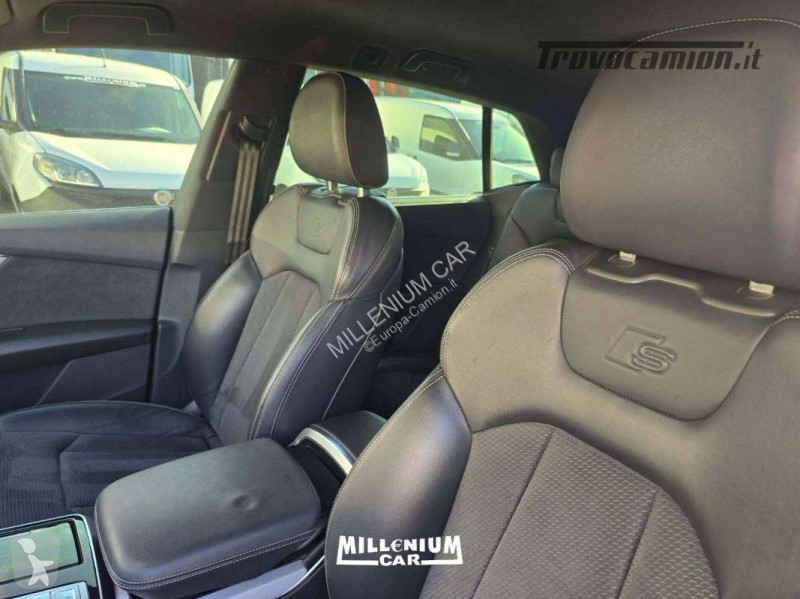 AUDI Q8 45TDI HYBRID 2021 KM 121000 bus