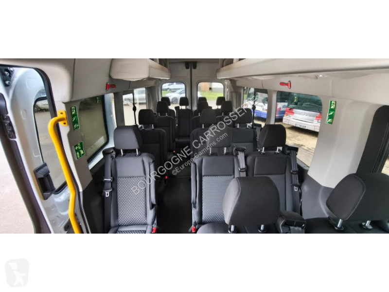 Véhicule utilitaire Ford TRANSIT 460 L4H3 2.0...