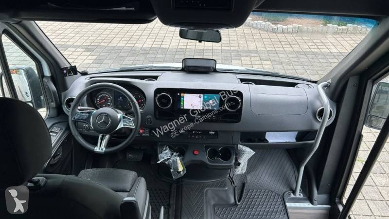 Autobus Mercedes 517 Multi neuf sur commande