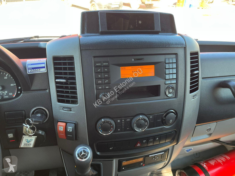 Autobus Mercedes 516 CDI 19 + 1 SEATS / DRIVER AC