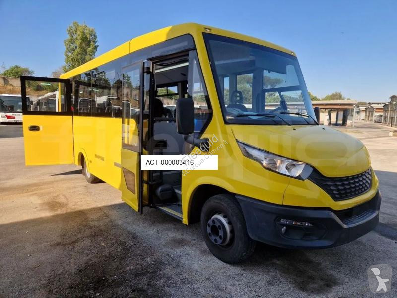 Autobussen Iveco Indcar