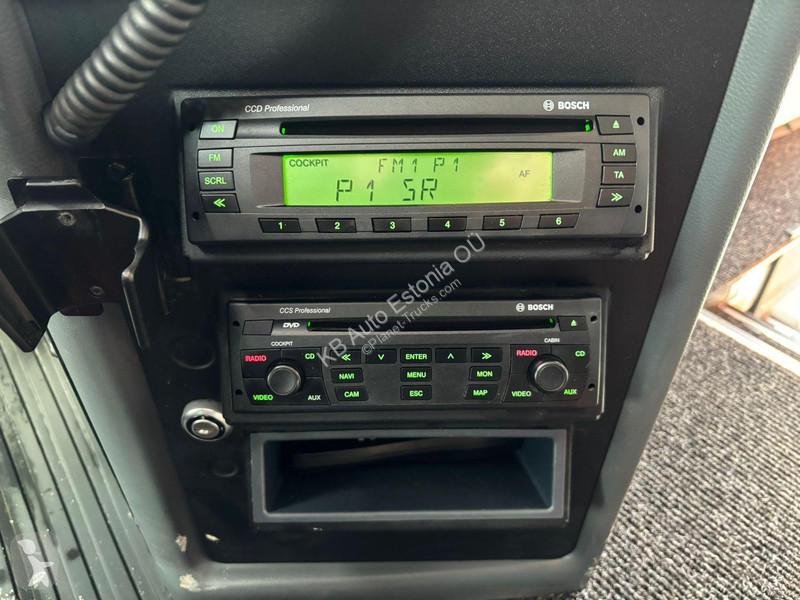 باص Mercedes M 4x2 49 SEATS / AC / WC /...