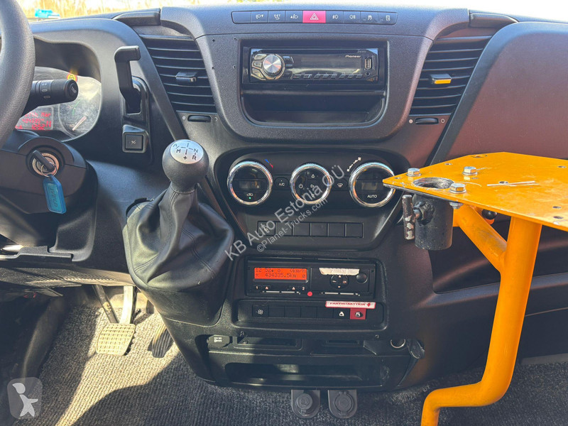 Furgoneta Iveco Rosero 23 SEATS / AC /...