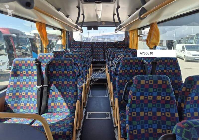 باص Irisbus