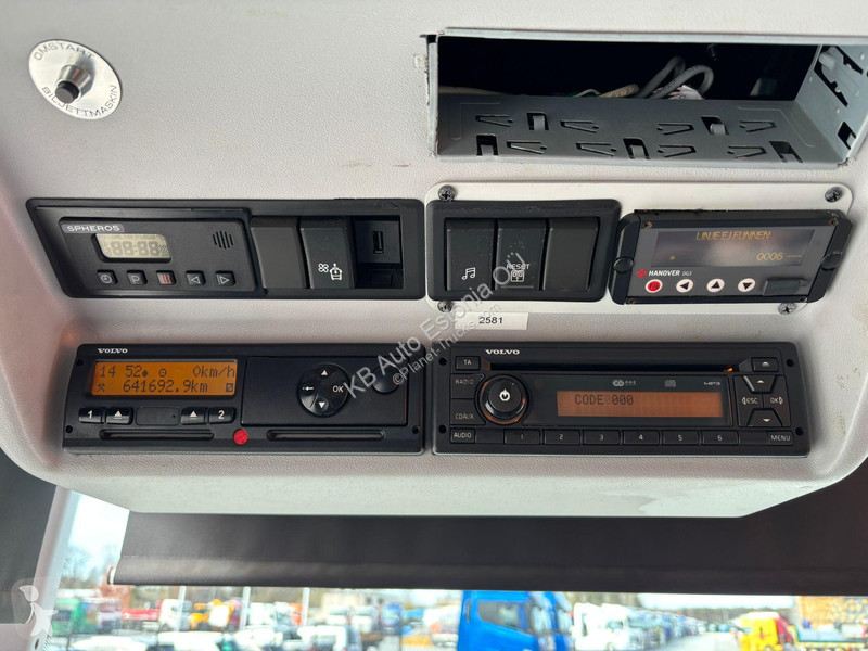 باص Volvo B8RLE 4x2 AC / AUXILIARY HEATING