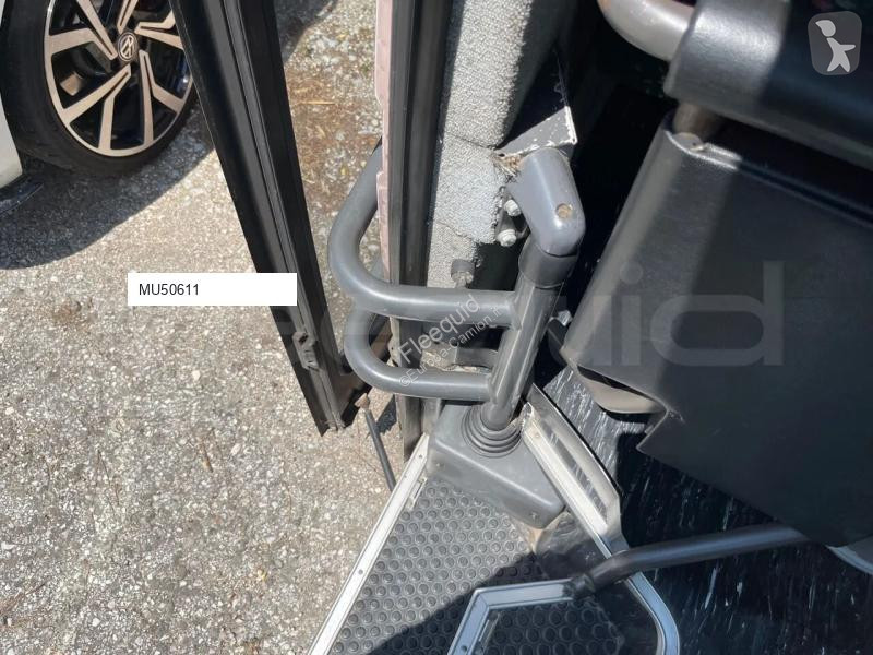 باص Iveco