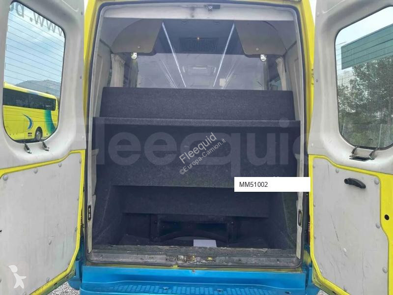 باص Iveco Ferqui