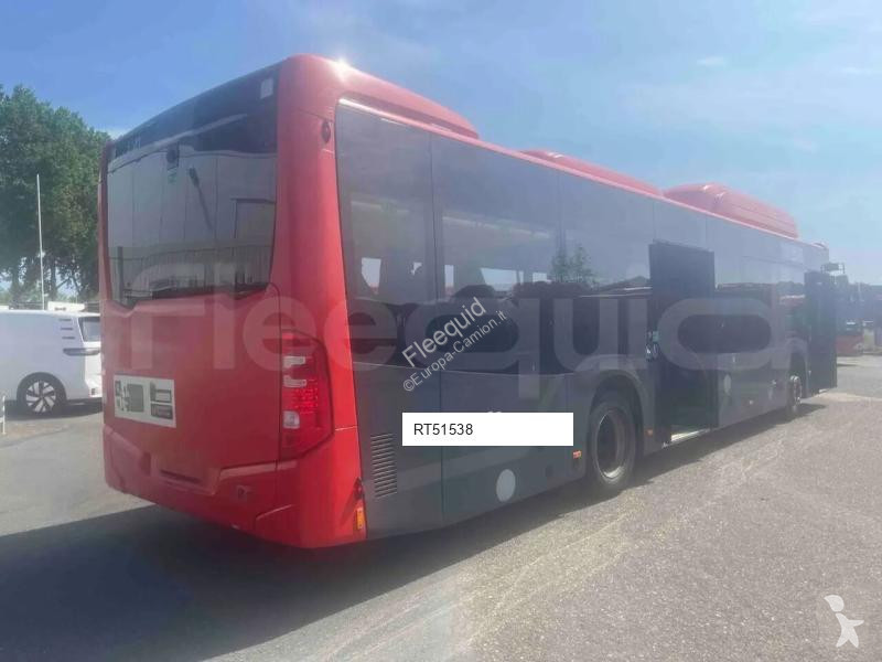 باص Mercedes