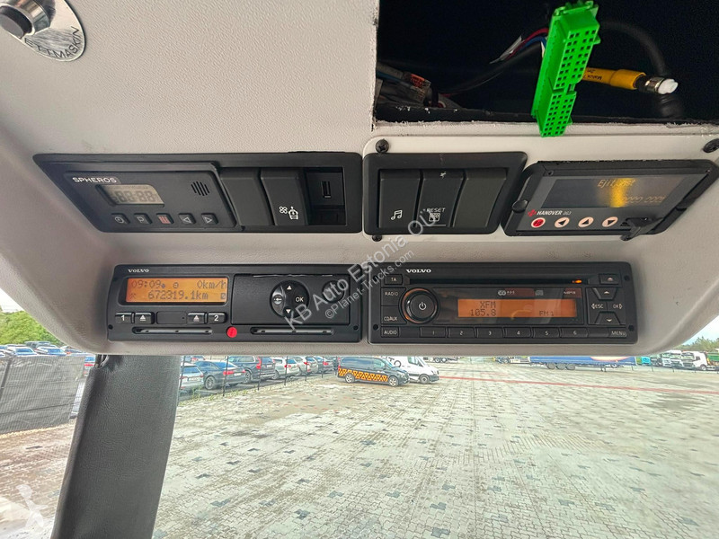 باص Volvo B8RLE 4x2 AC / AUXILIARY HEATING