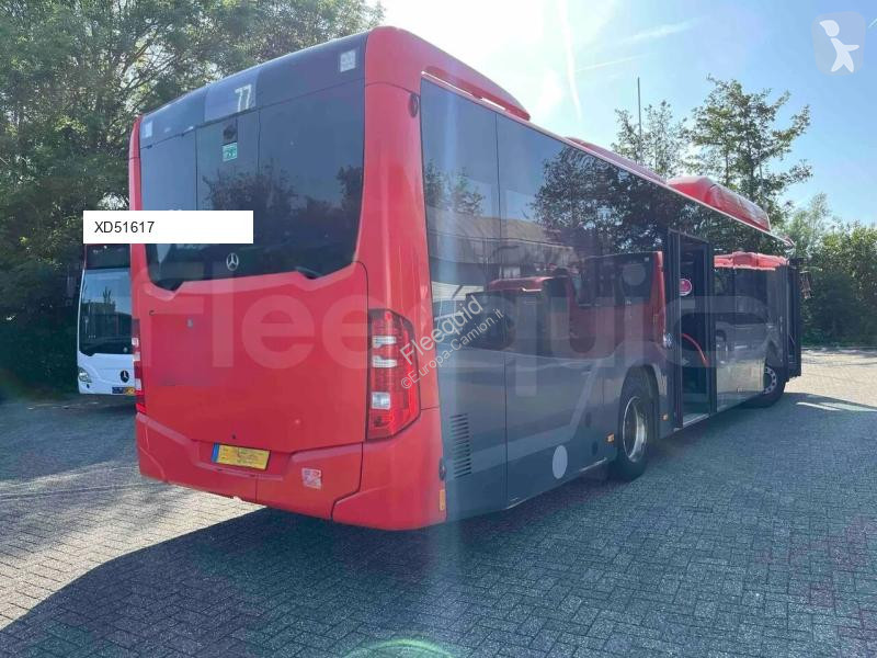 Autobussen Mercedes