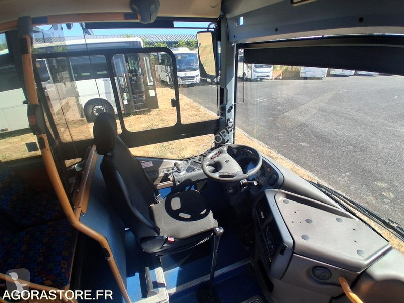 باص Irisbus RECREO
