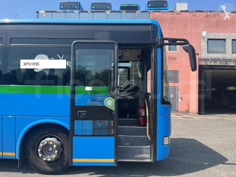 باص Iveco