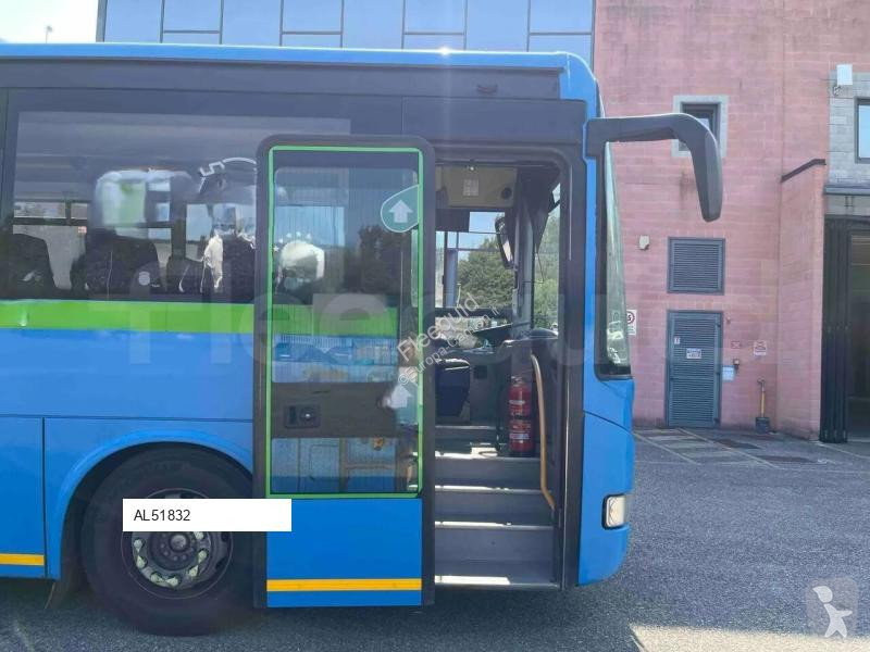 باص Iveco