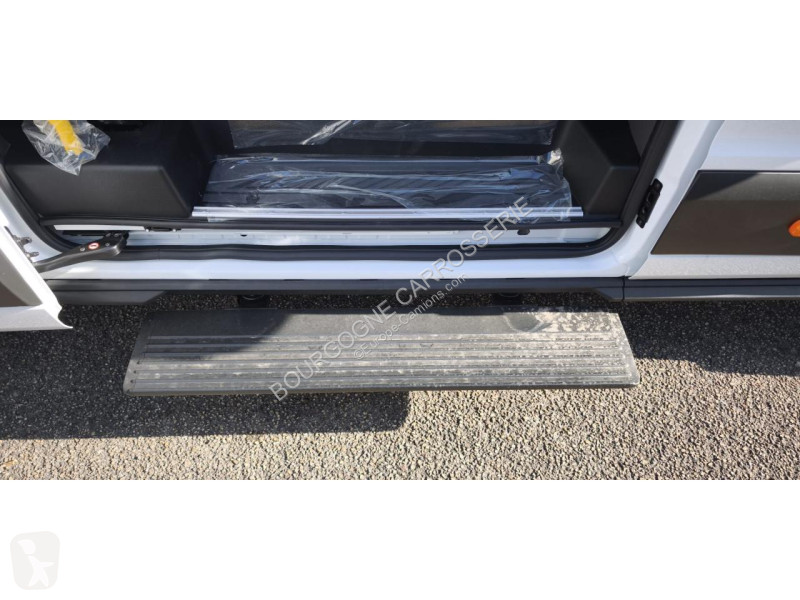 Градски автобус Ford TRANSIT 460 L4H3 2.0...