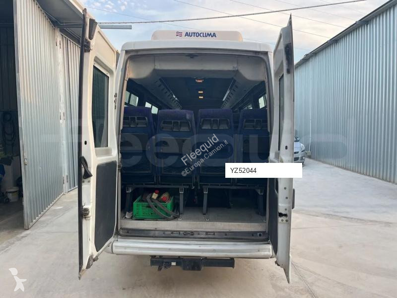 Camioneta Iveco