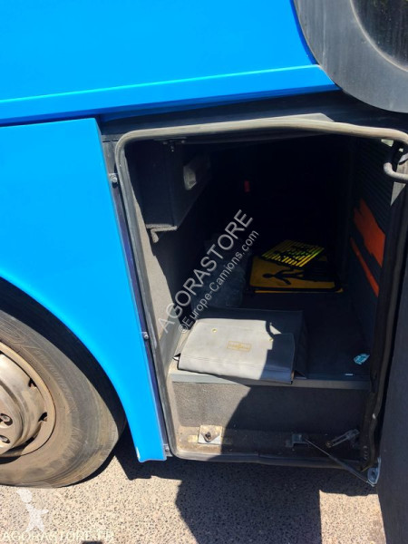 Autobussen Van Hool 916