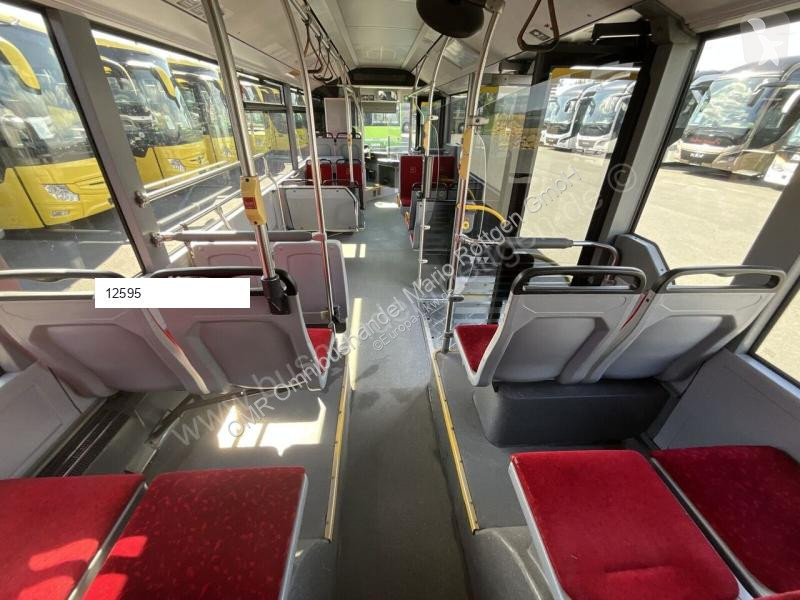 Autobussen Mercedes 0 530