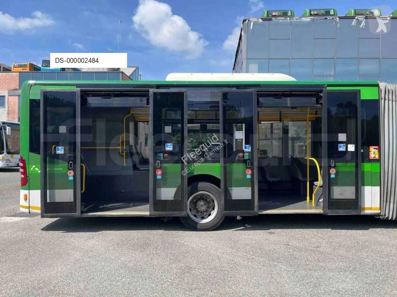 Autóbusz Mercedes G