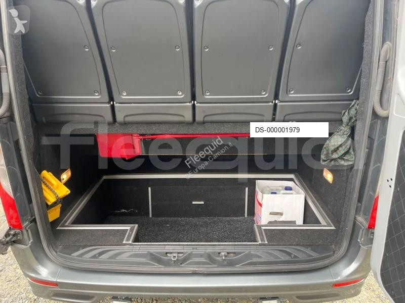 Коммерческий автомобиль Mercedes