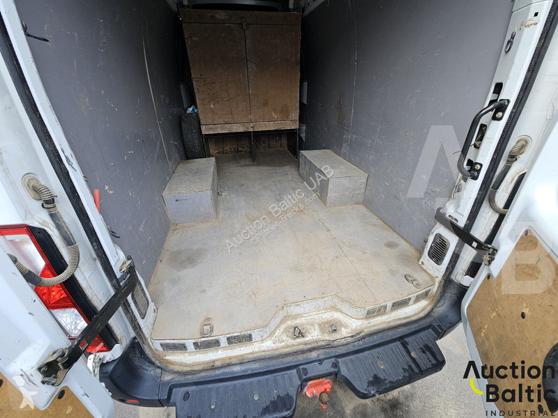 Buss Renault Multicab