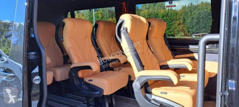 Autobus Mercedes 319 7+2