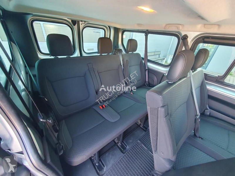 Véhicule utilitaire Opel VIVARO