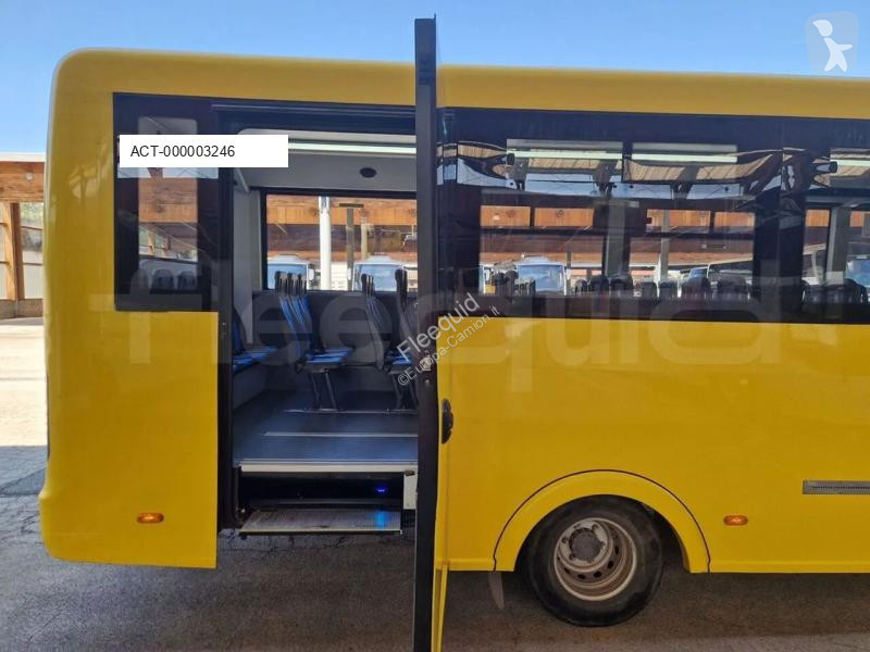 Autobús Iveco Indcar