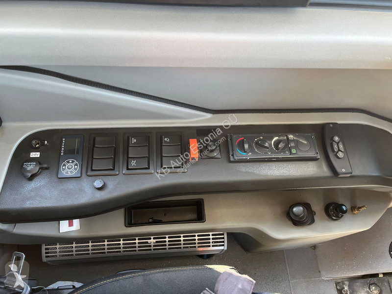 Градски автобус Volvo B5LH 7900 HC 4x2 HYBRID /...