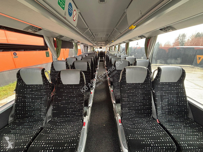 باص Mercedes M 4x2 49 SEATS / AC / WC /...