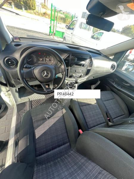 Furgoneta Mercedes VITO 111