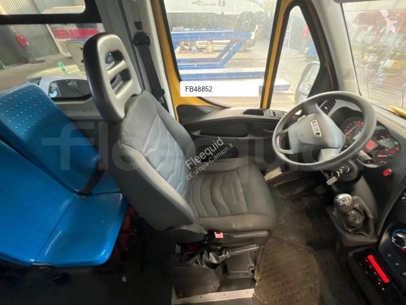 Междуградски автобус Iveco Daily