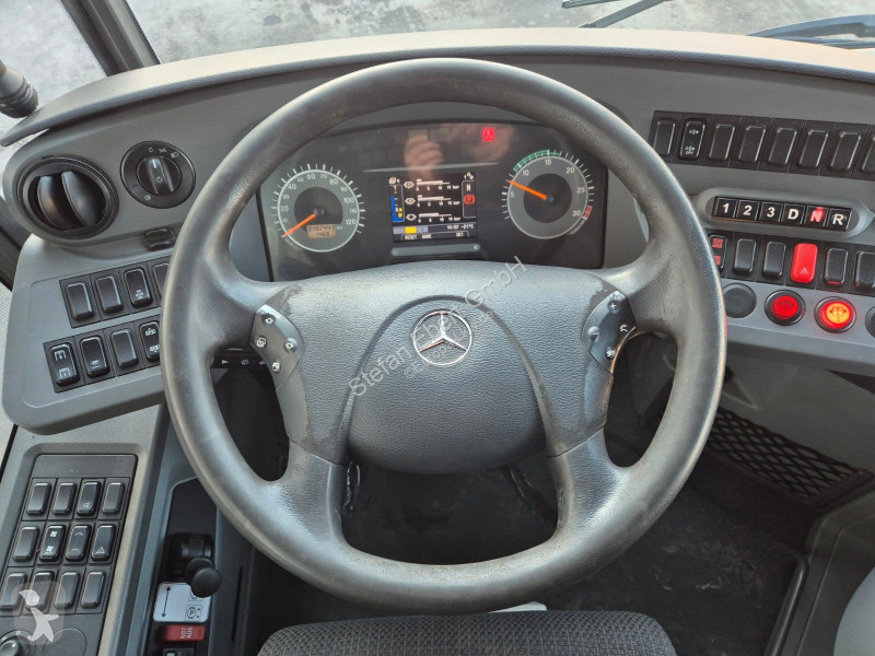 باص Mercedes Klima 63+34+1+1