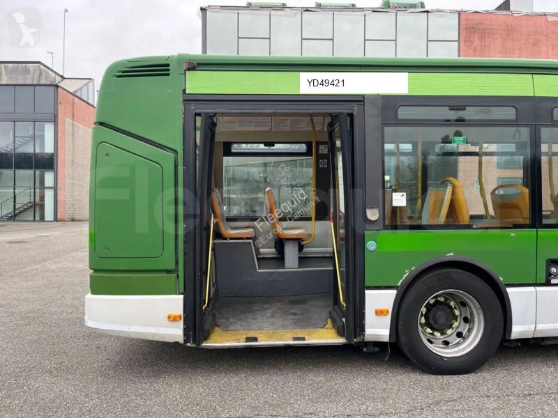 باص Irisbus