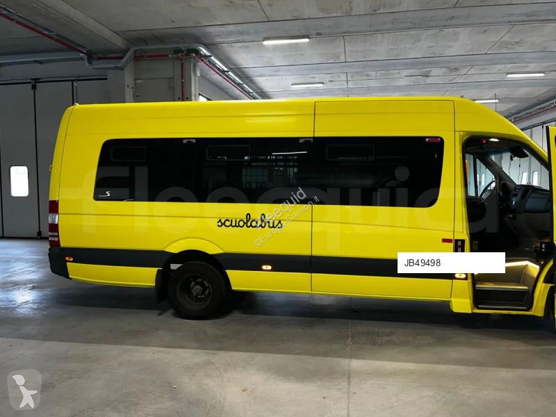 باص Mercedes