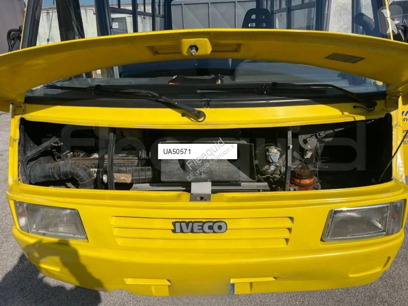 باص Iveco Cacciamali