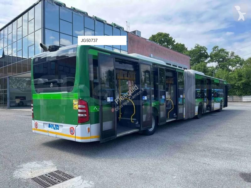 Autobuz Mercedes