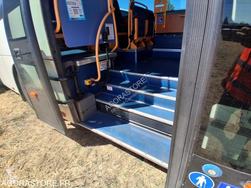 باص Irisbus RECREO