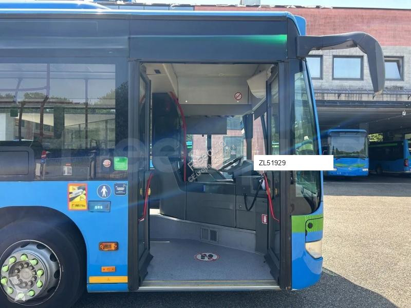 Autobús Mercedes