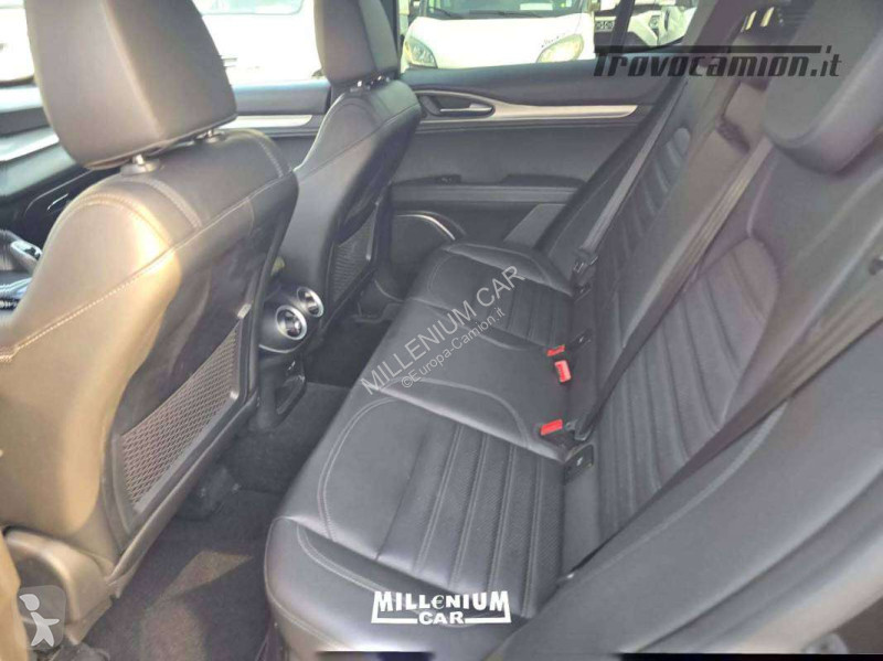 Véhicule utilitaire  STELVIO VELOCE TOTAL BLACK...