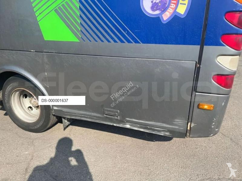 Ônibus transporte Isuzu Turquoise