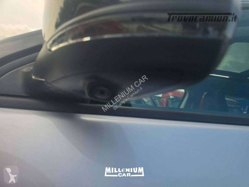 Коммерческий автомобиль  JEEP COMPASS S 4XE...