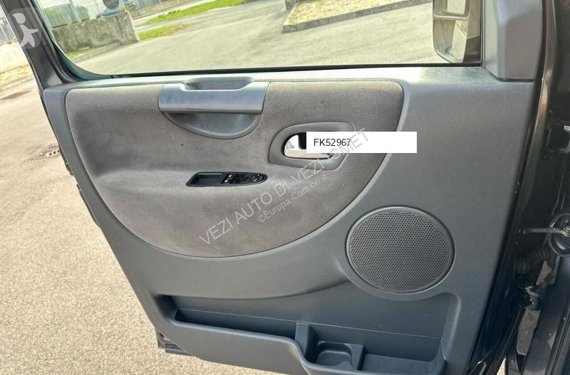 Autobussen Peugeot expert