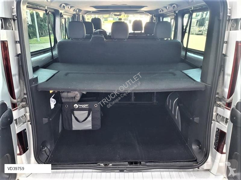 Véhicule utilitaire Opel VIVARO