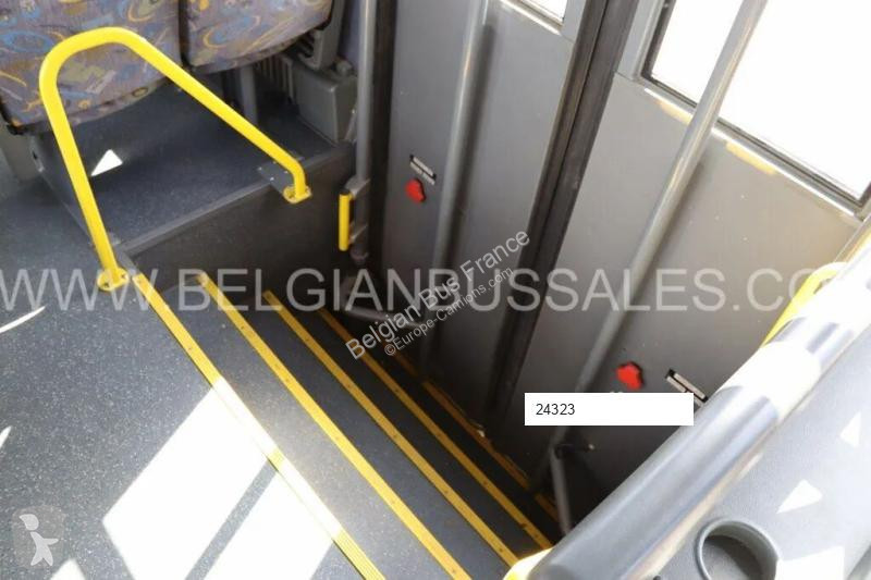 Autobuz Van Hool T