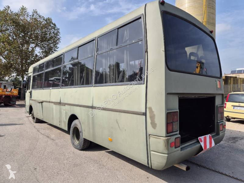 Autobuz Cacciamali A100