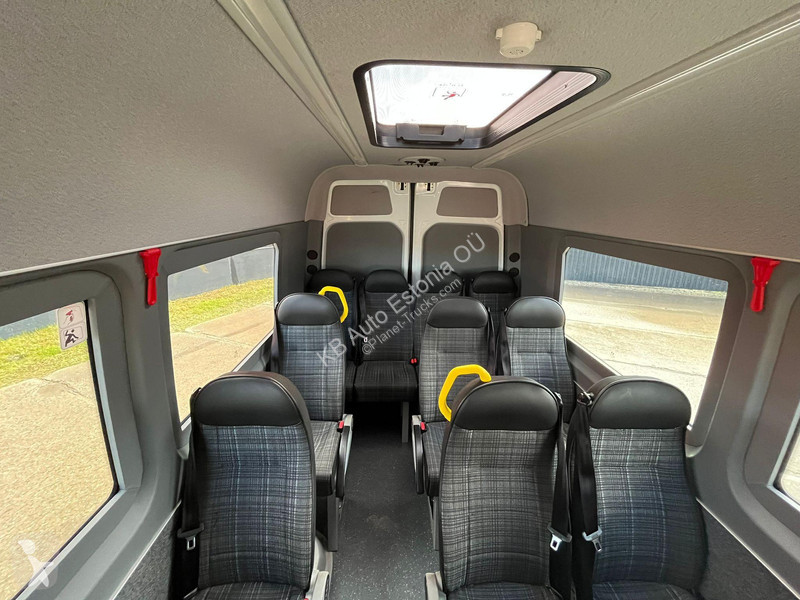 Veicolo commerciale Mercedes 516 CDI 19 +1...